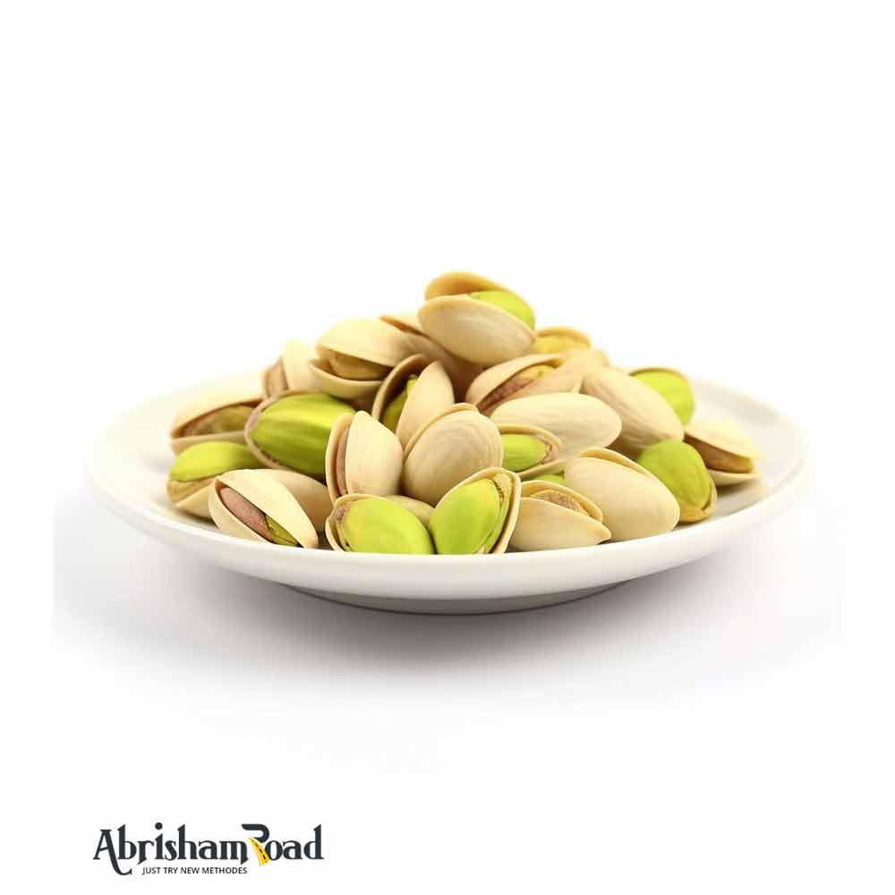 iranian-vs-american-pistachios1.jpg