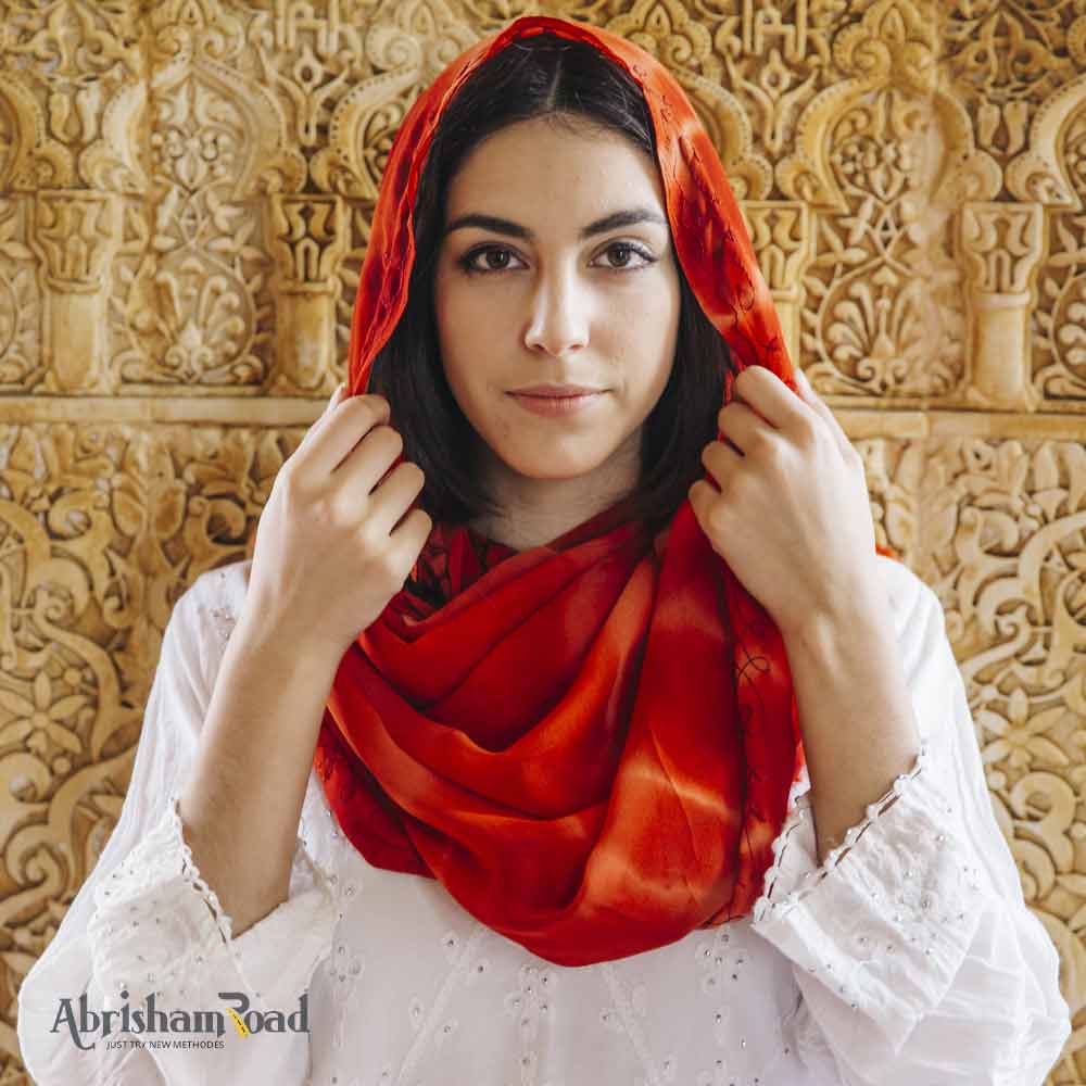 unveiling-the-timeless-beauty-of-persian-apparel-and-textiles-on-abrishamroad-b2b-platform-1.jpg